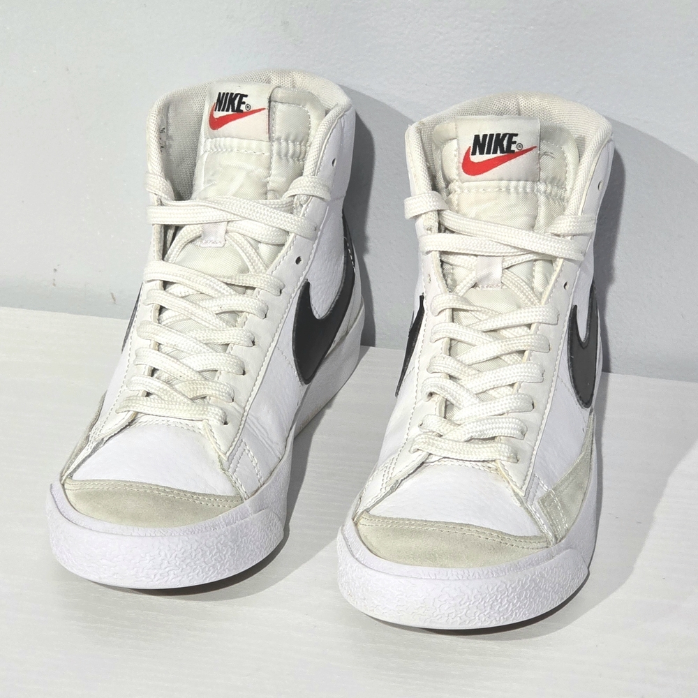 Nike Blazer Mid 77 Sneakers - White/Black Size 5Y (Women's 6.5 - 7)